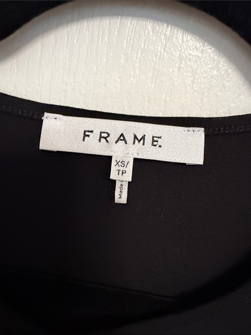 FRAME Shirred Keyhole Knit Top Black Blouson Sleeve Stretch - Picture 4 of 6